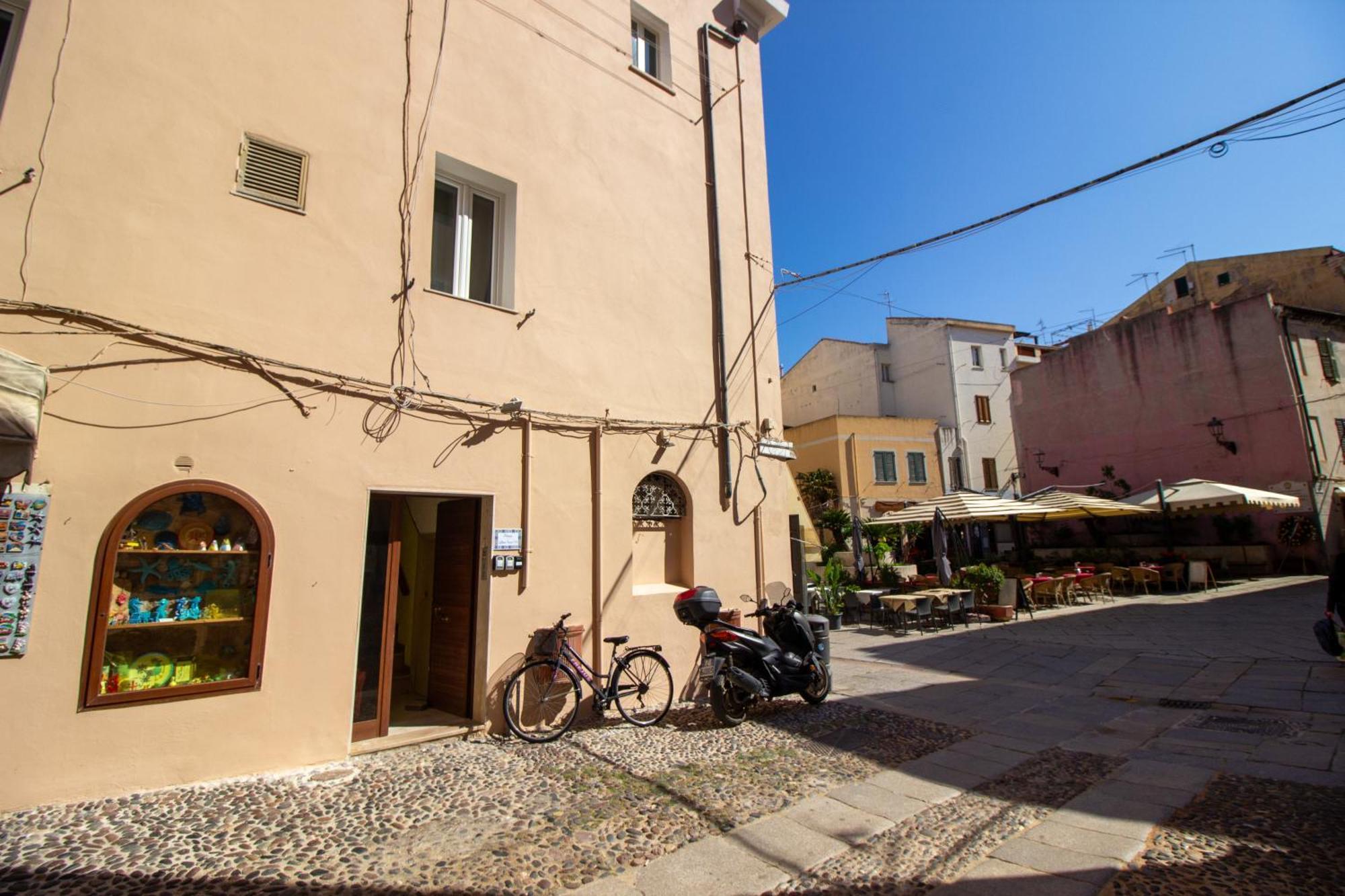 Alghero Appartamento In Centro Casa Ferret Bagian luar foto